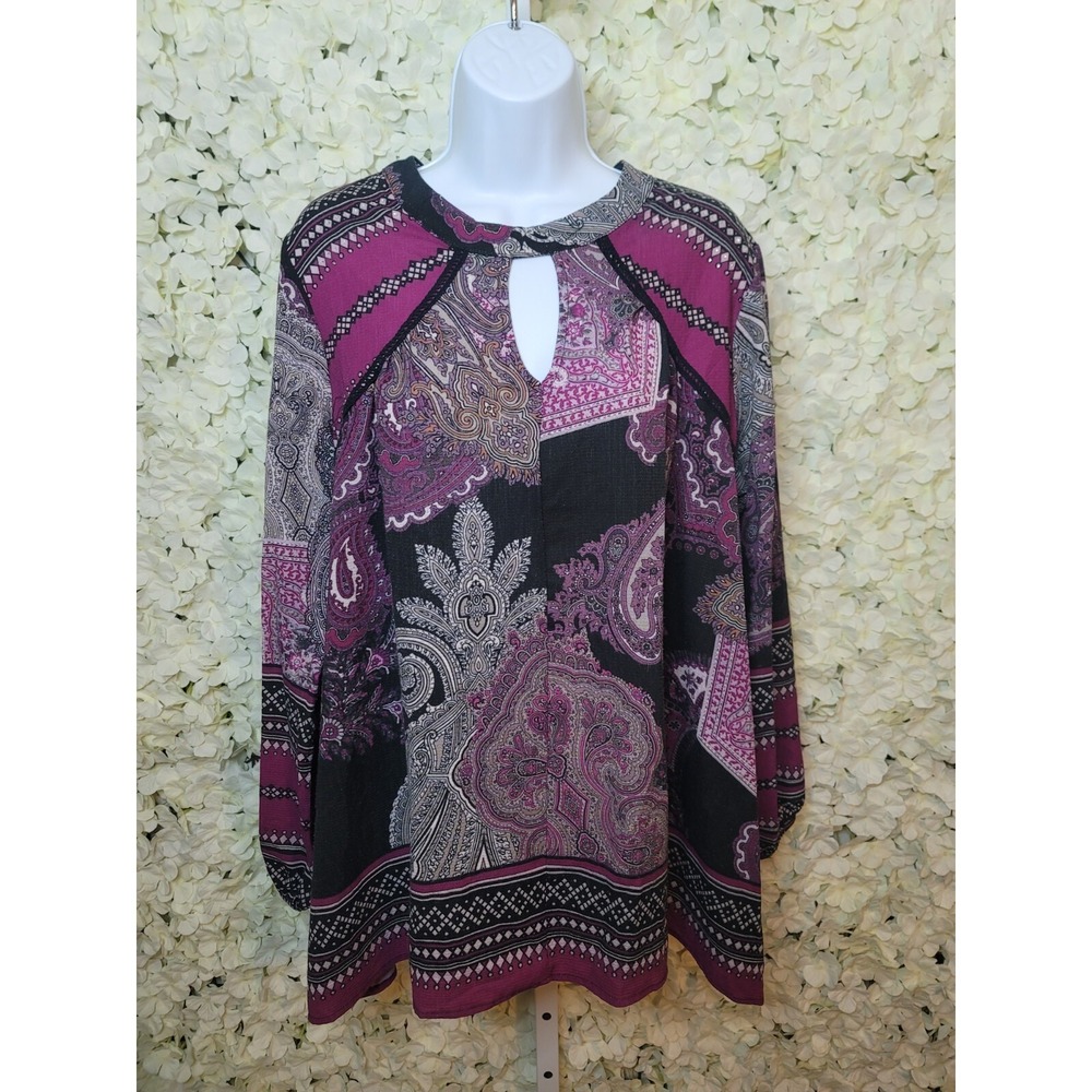 French Blue Women's Pink Paisley Top Witb Peek A Boo Accent LG, Long Sleeve